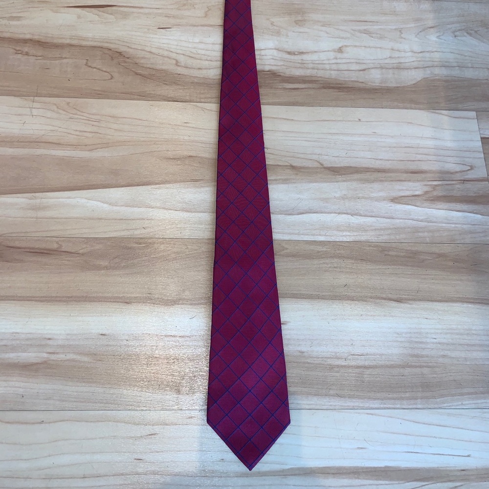 Classic Ralph Lauren silk tie